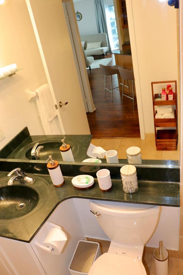 Apartment/2Bedrooms/2 Full Bathrooms/Free Parking Toronto Exterior photo
